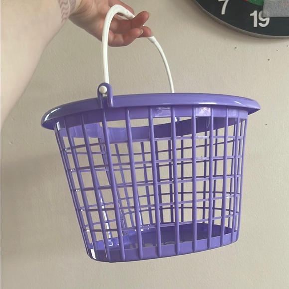 Purple Heart-Shaped Basket - Picture 2 of 6